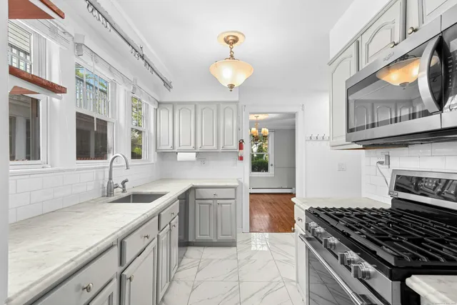 $5,800 | 2630 Boston Post Road, Darien, CT 06820