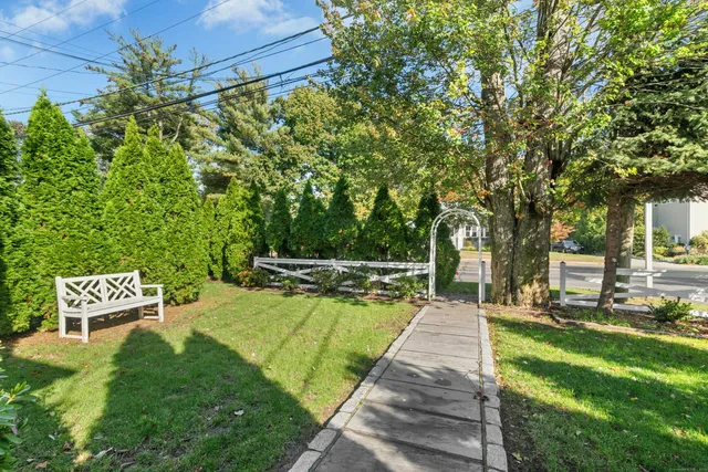 $5,800 | 2630 Boston Post Road, Darien, CT 06820