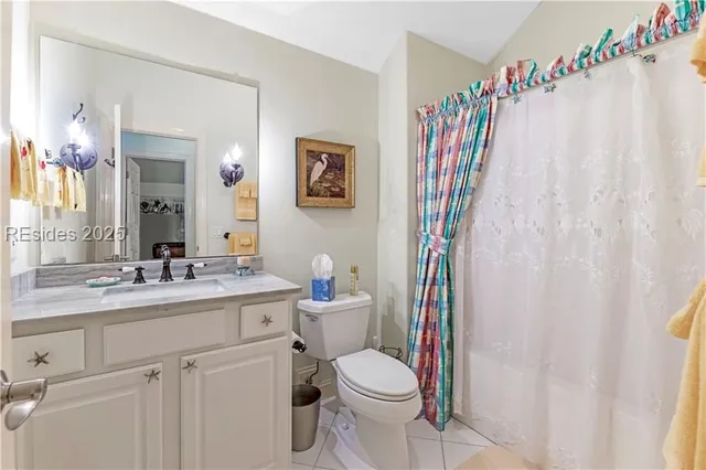 $699,500 | 10 Wax Myrtle Court, Hilton Head Island, SC 29926