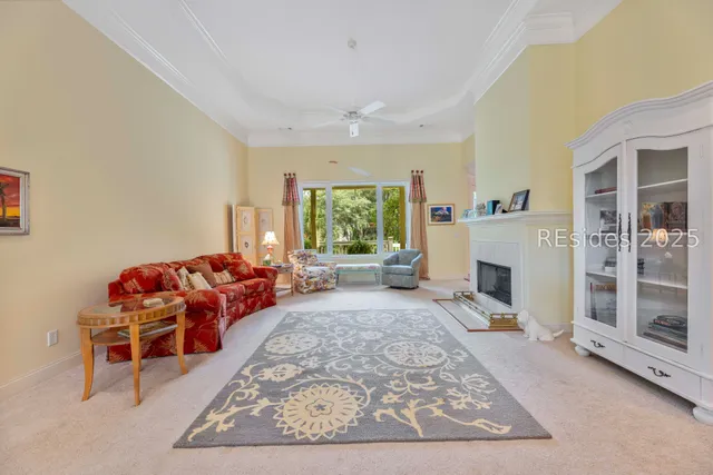 $699,500 | 10 Wax Myrtle Court, Hilton Head Island, SC 29926