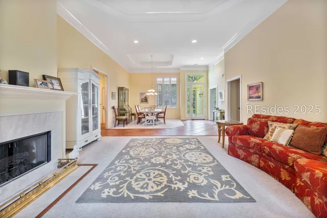 $699,500 | 10 Wax Myrtle Court, Hilton Head Island, SC 29926