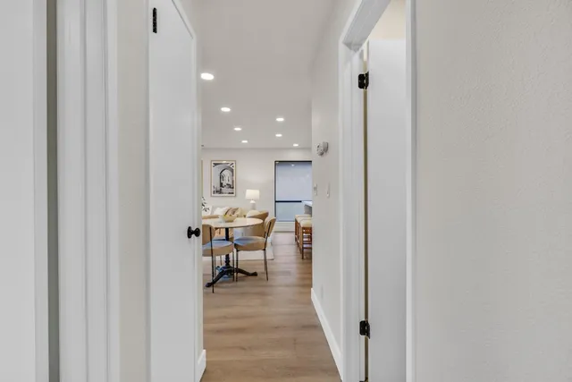 $799,000 | 205 Red Oak Drive, Unit M, Sunnyvale, CA 94086