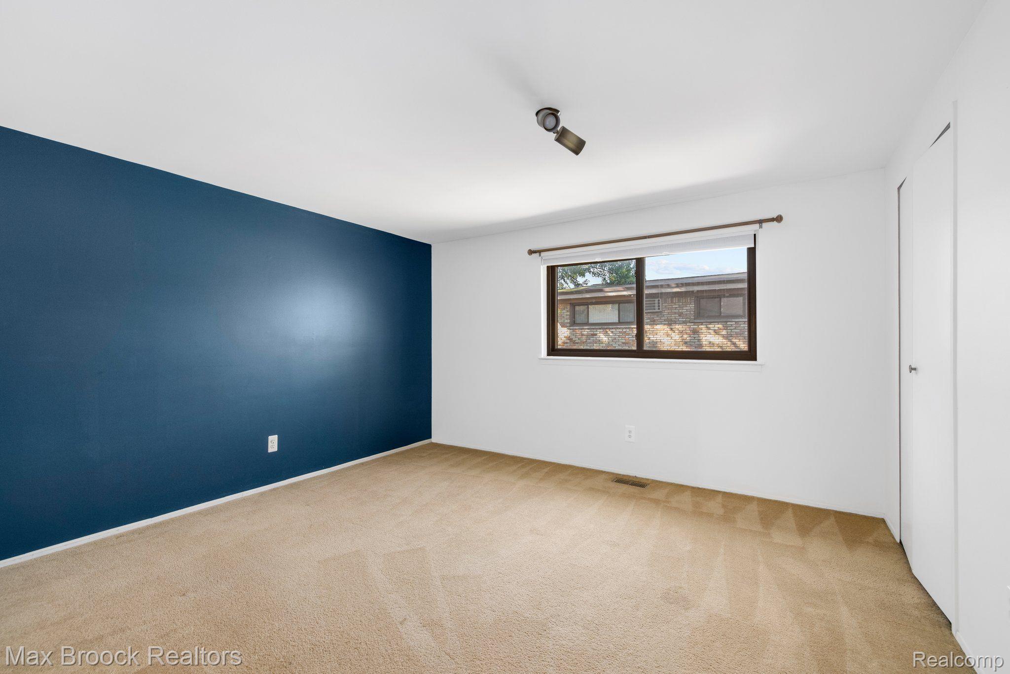 1472 West Webster Road Royal Oak, MI 48073 - Photo 14 of 23 Gallery Image 14