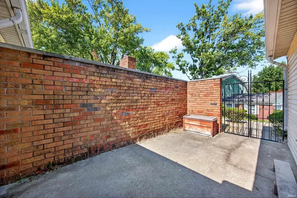 $240,000 | 3302 South Commons Drive, Bloomington, IN 47401