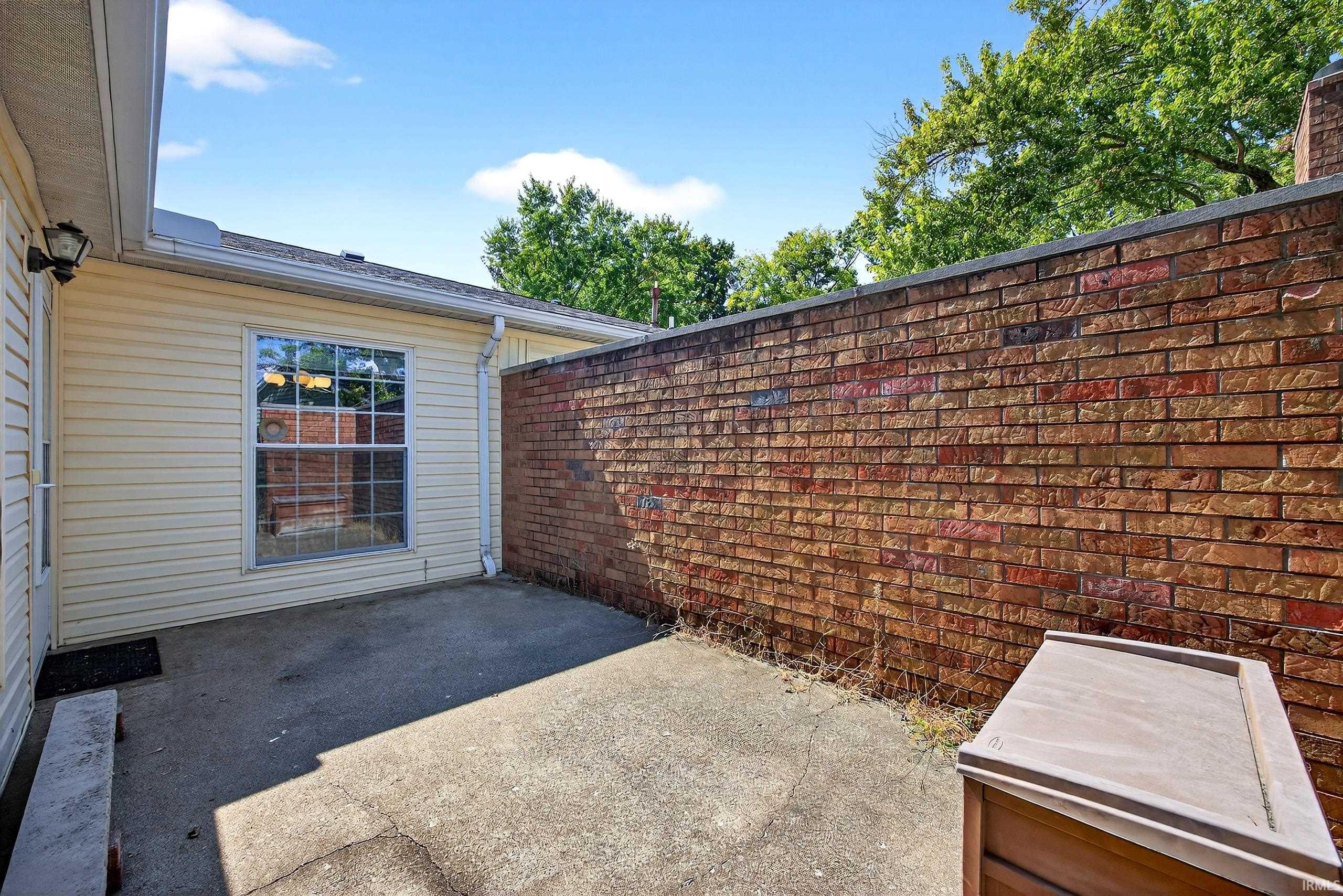 3302 South Commons Drive Bloomington, IN 47401 - Photo 22 of 36