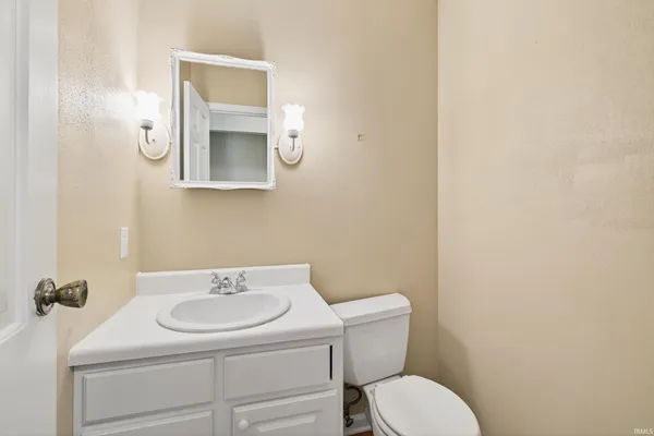 $240,000 | 3302 South Commons Drive, Bloomington, IN 47401