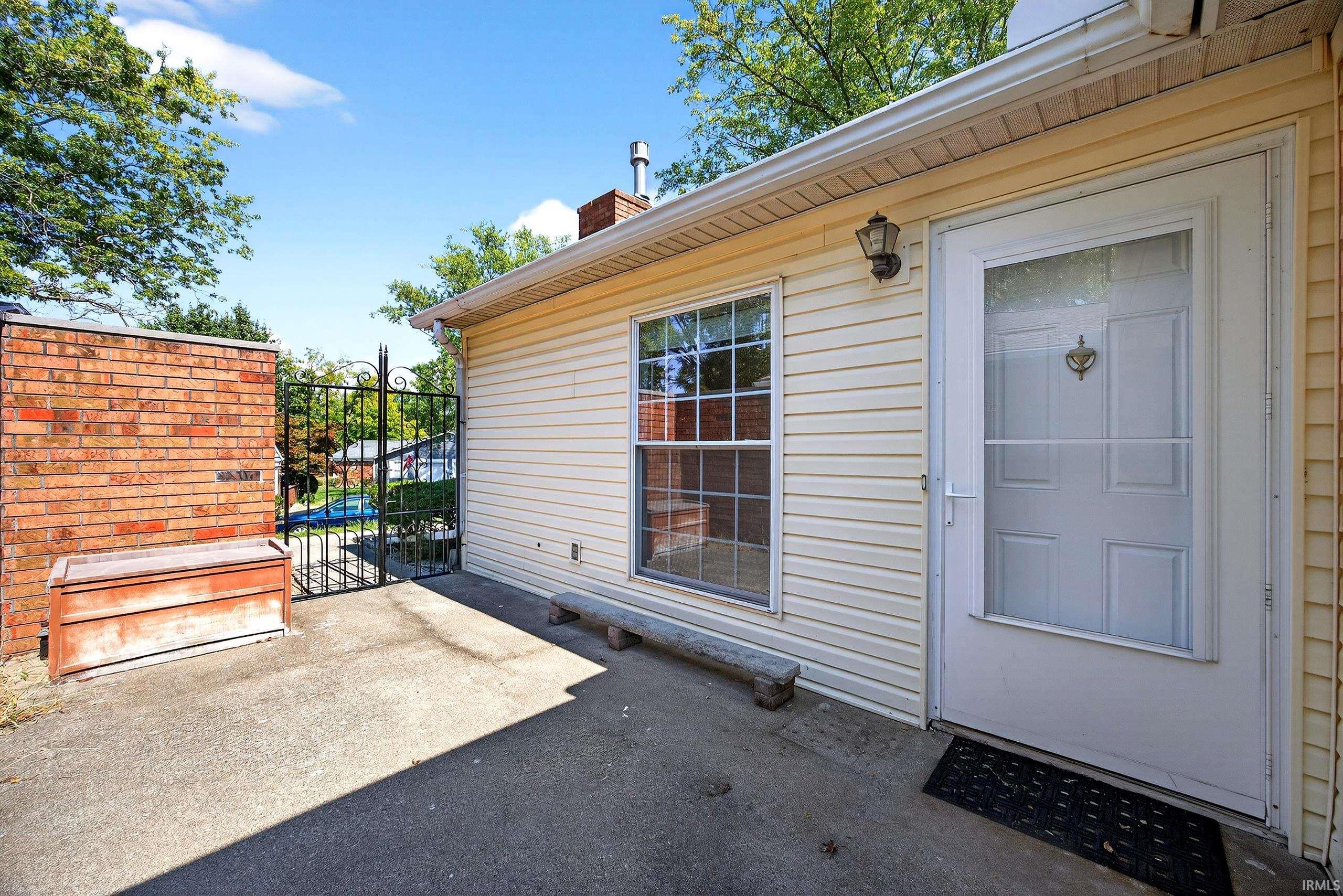3302 South Commons Drive Bloomington, IN 47401 - Photo 23 of 36