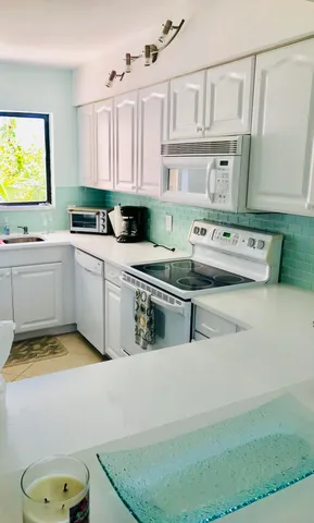 $14,000 | 420 Celestial Way, Unit 301, Juno Beach, FL 33408