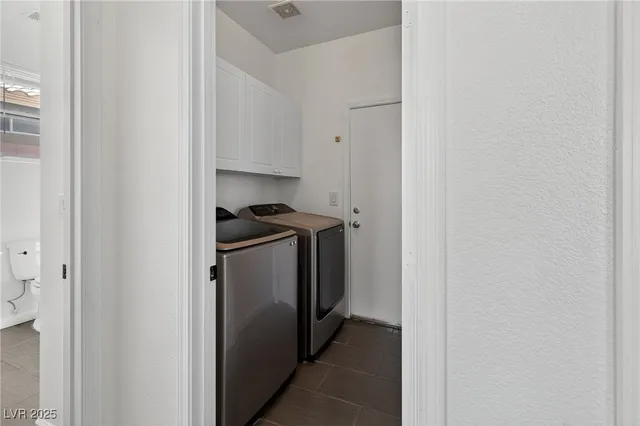 $589,990 | 70 Blaven Drive, Henderson, NV 89002