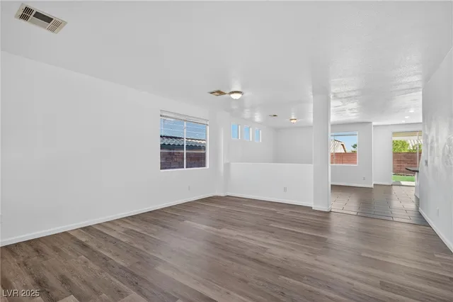 $589,990 | 70 Blaven Drive, Henderson, NV 89002