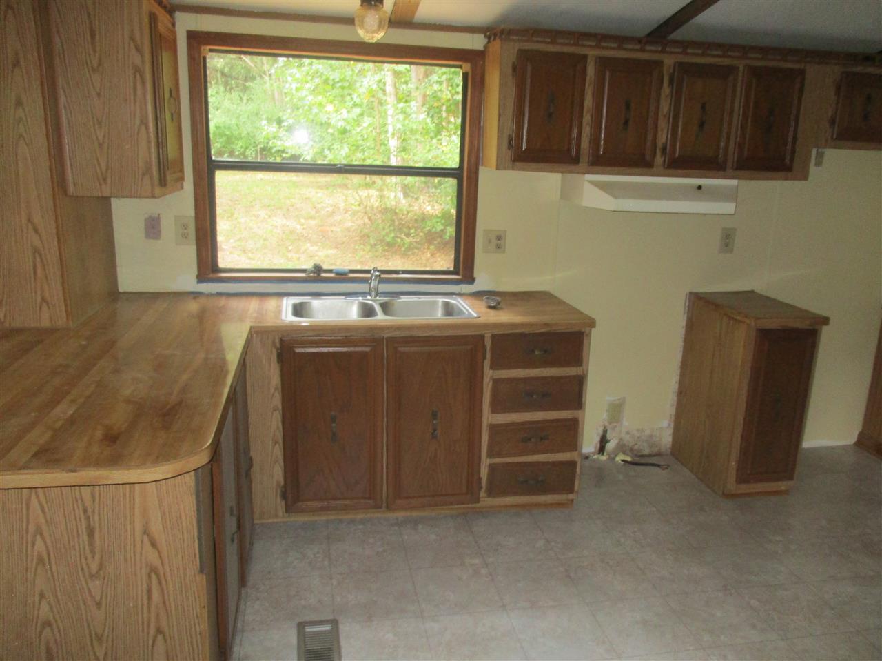 625 Lemonade Road Pacolet, SC 29372 - Photo 3 of 17