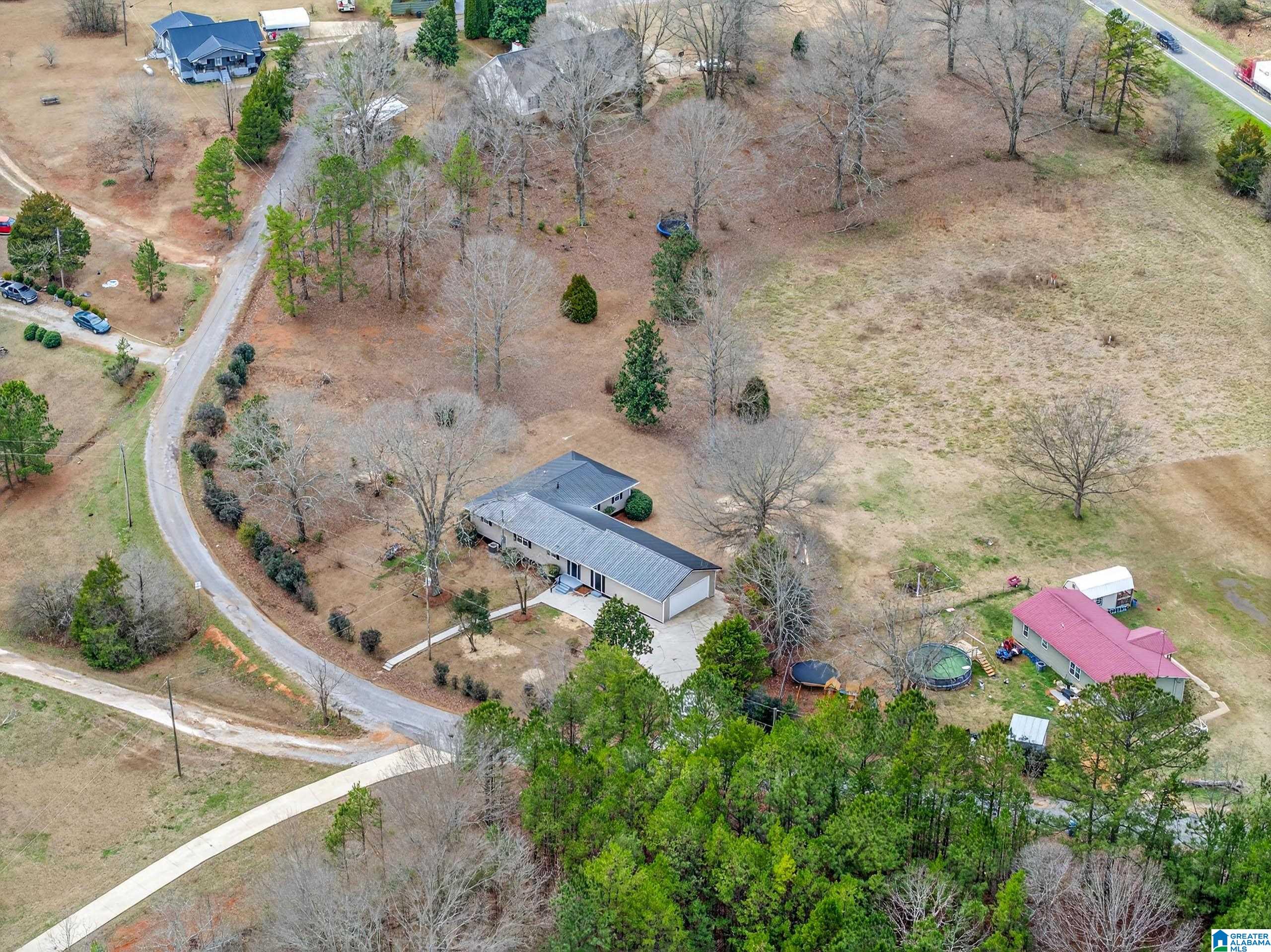 112 Meadowview Circle Munford, AL 36268 - Photo 9 of 39