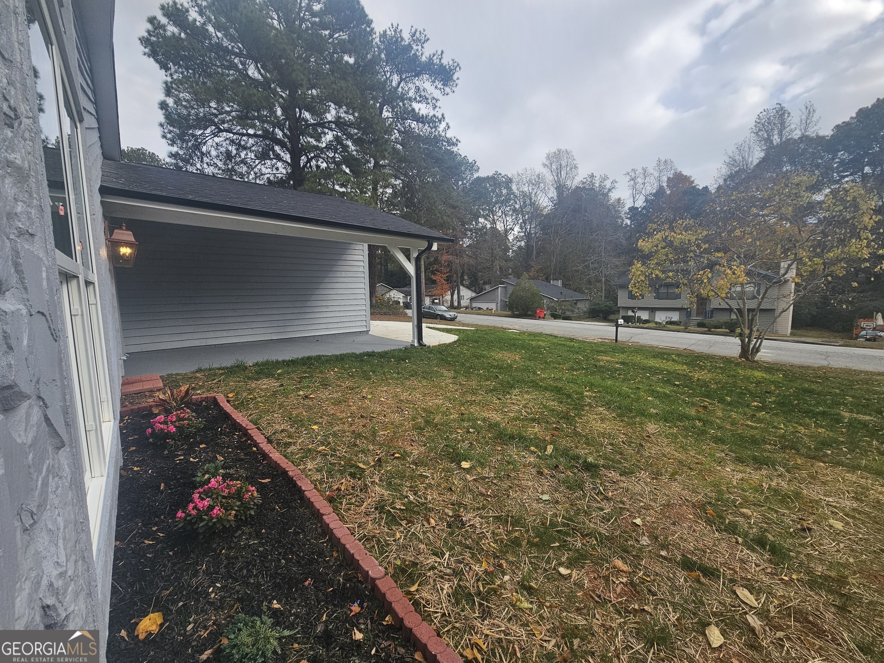 391 Park Ridge Circle Riverdale, GA 30274 - Photo 8 of 42 a view of a backyard of the house