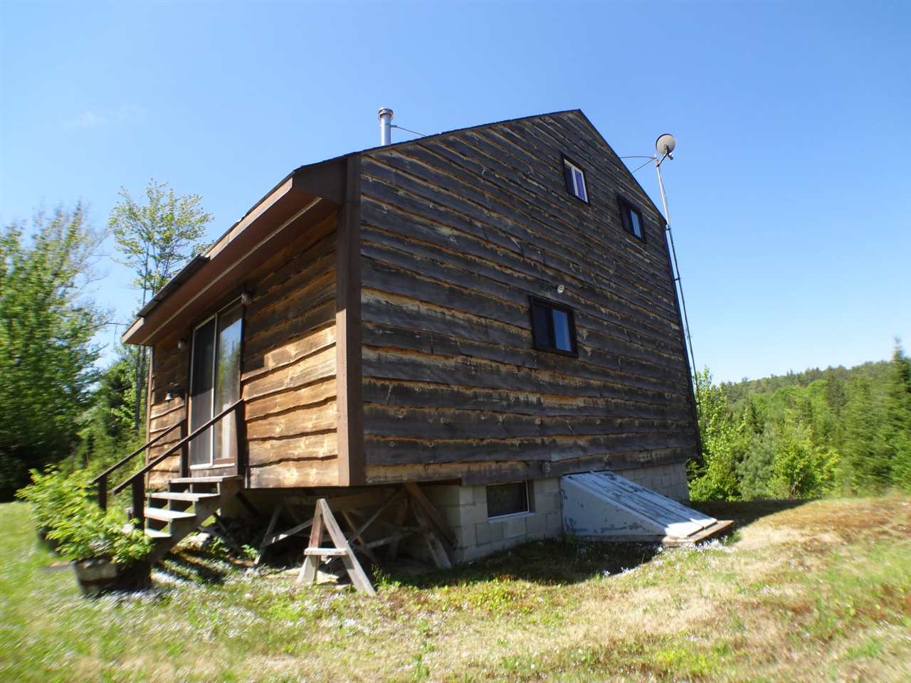 47 Briggs Road Dalton, NH 03598 - Photo 3 of 18