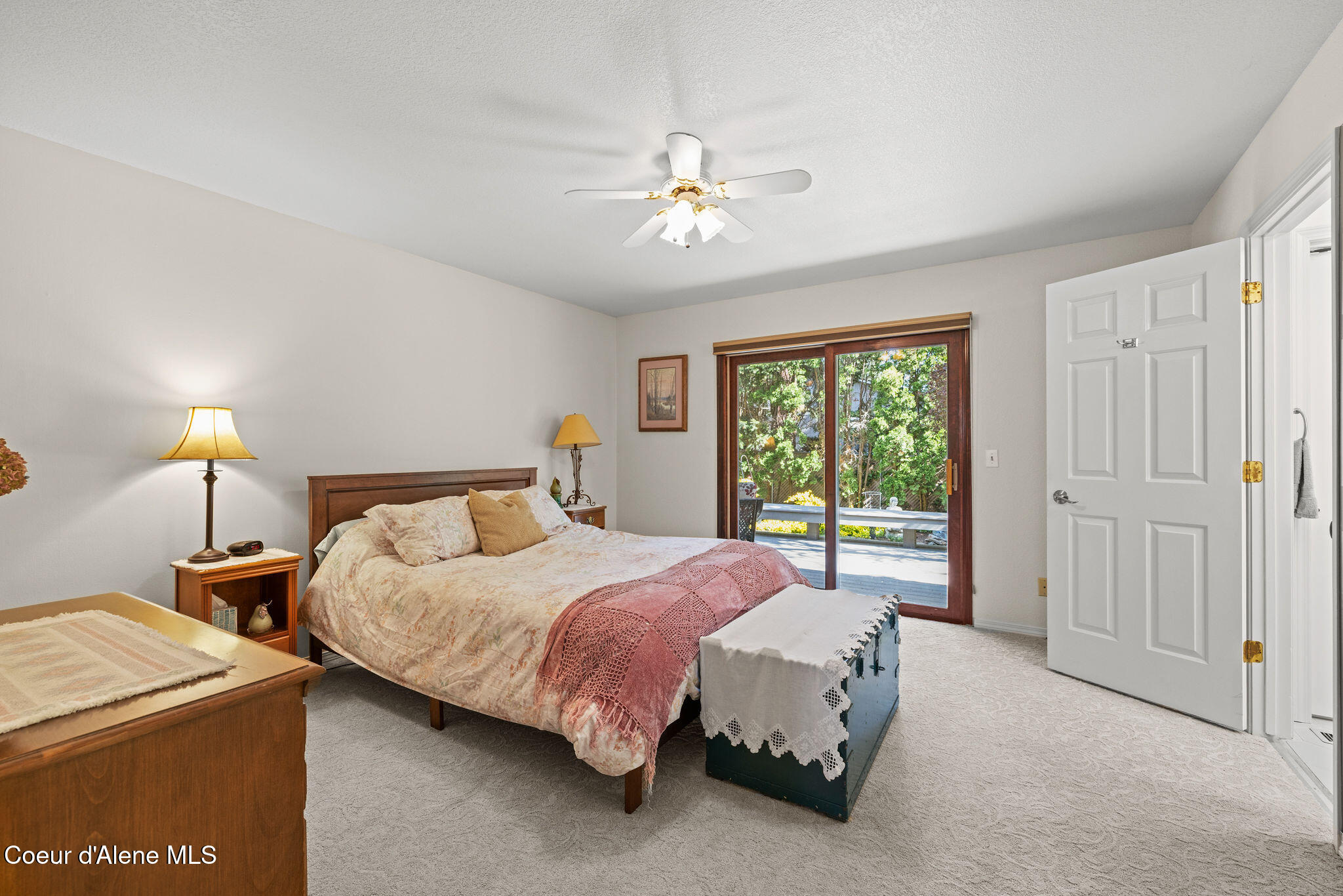 3529 East Mountain View Road Post Falls, ID 83854 - Photo 11 of 32 Primary Suite