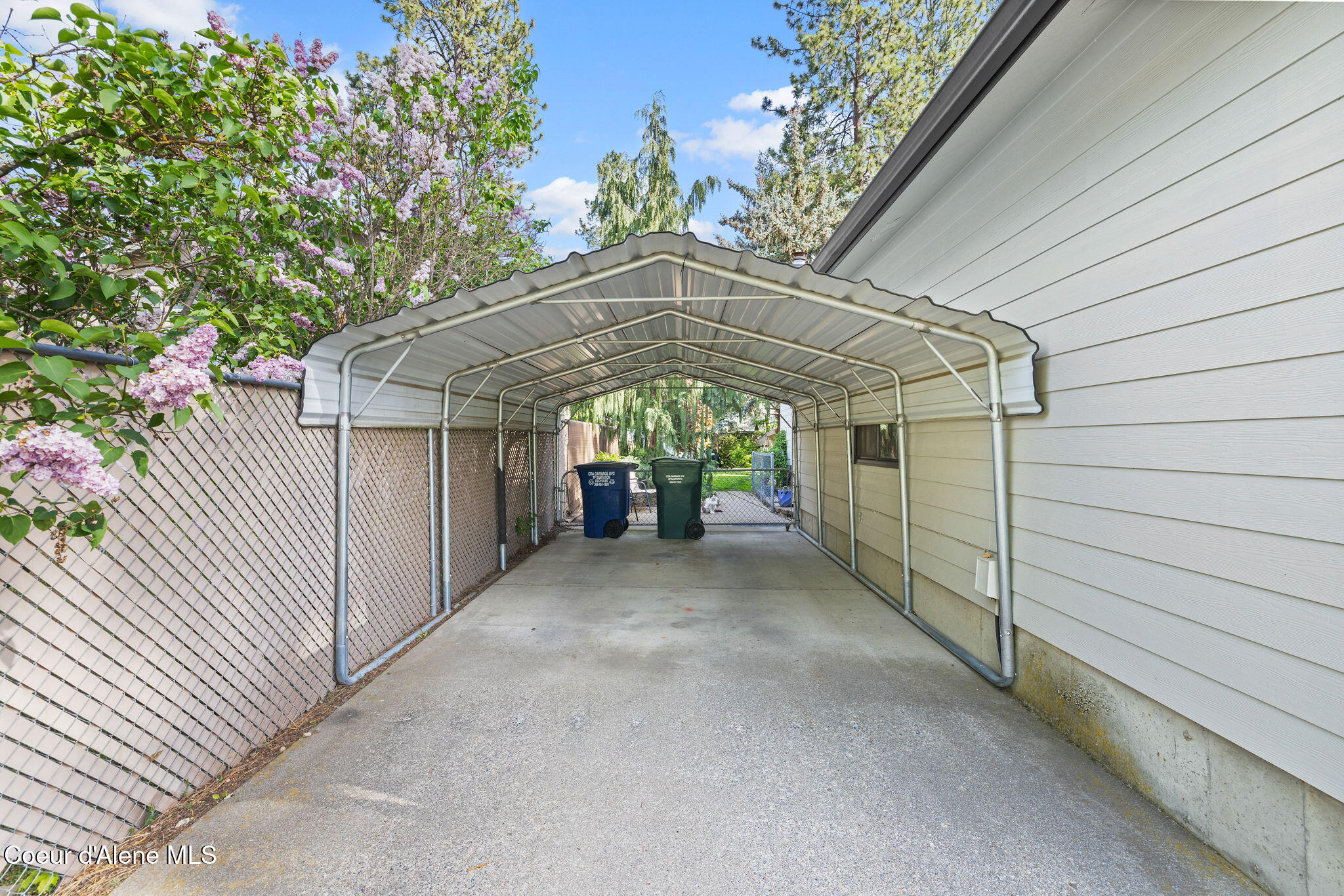 3529 East Mountain View Road Post Falls, ID 83854 - Photo 26 of 32 Covered carport