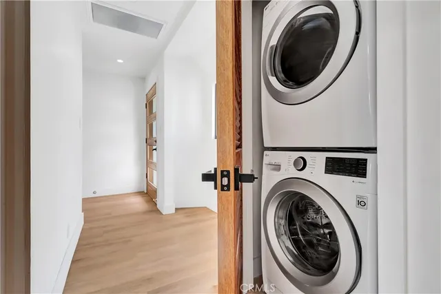 $12,800 | 1145 South Longwood Avenue, Los Angeles, CA 90019