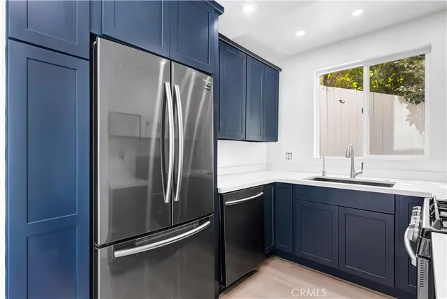 $12,800 | 1145 South Longwood Avenue, Los Angeles, CA 90019