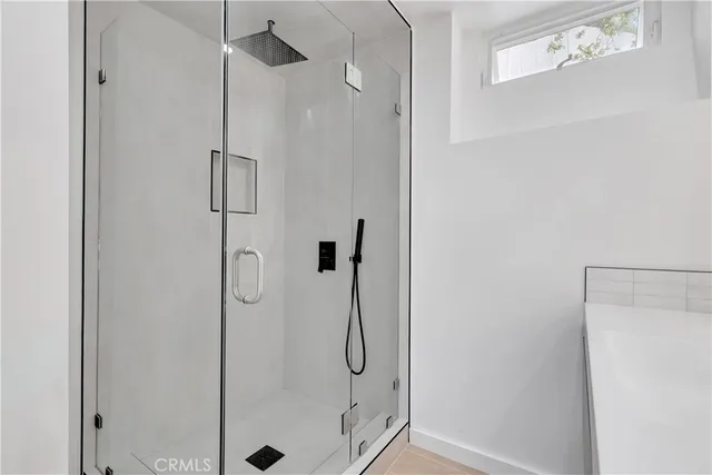 $12,800 | 1145 South Longwood Avenue, Los Angeles, CA 90019