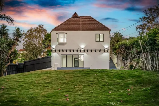 $12,800 | 1145 South Longwood Avenue, Los Angeles, CA 90019