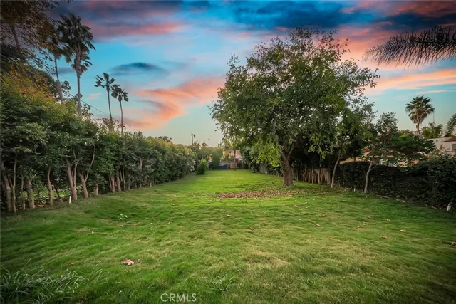 $12,800 | 1145 South Longwood Avenue, Los Angeles, CA 90019