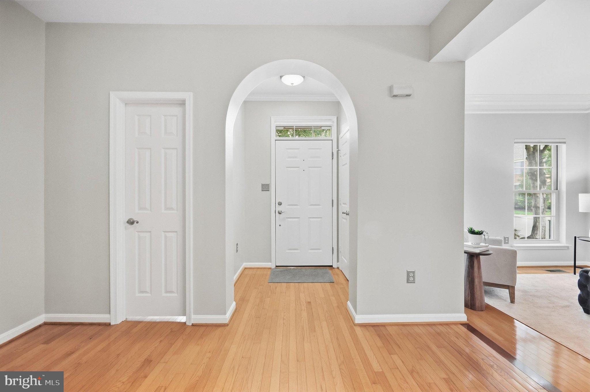 2453 Stoney Creek Road Frederick, MD 21701 - Photo 3 of 70 Foyer