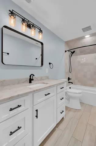 $899,000 | 4429 Francis Yonge Way, Hollywood, SC 29449