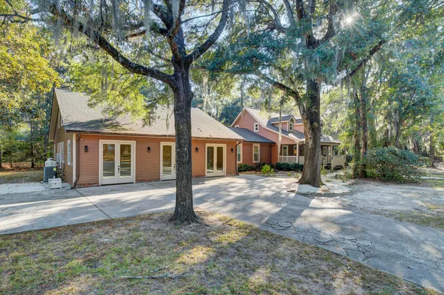 $899,000 | 4429 Francis Yonge Way, Hollywood, SC 29449