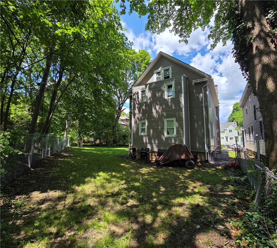 149 Glendale Park Rochester, NY 14613 - Photo 13 of 48