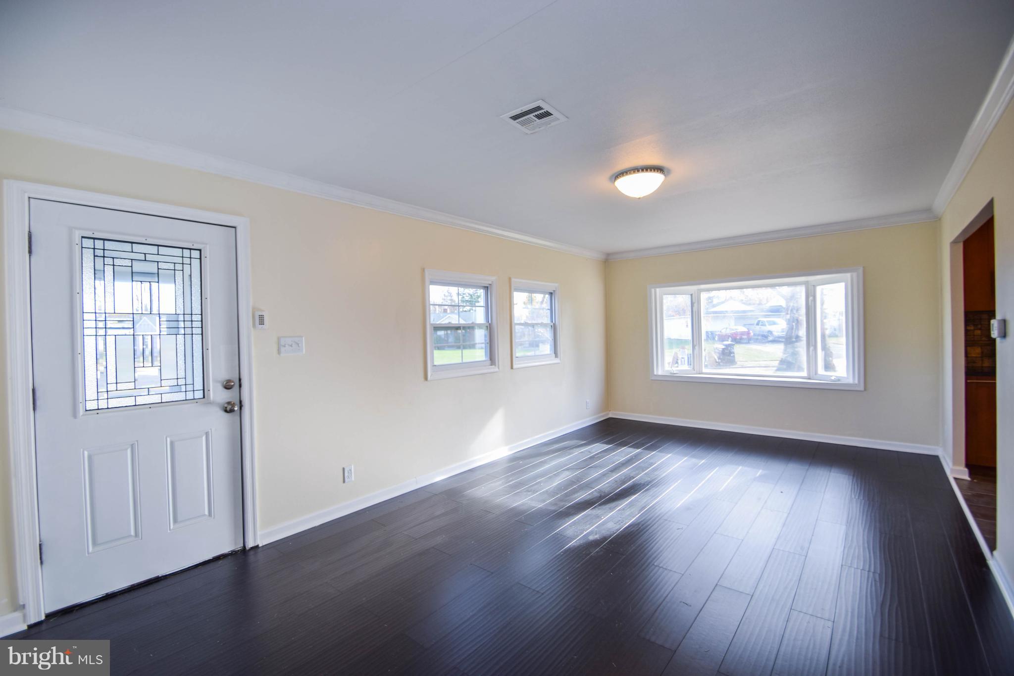 438 Andover Road Fairless Hills, PA 19030 - Photo 3 of 17