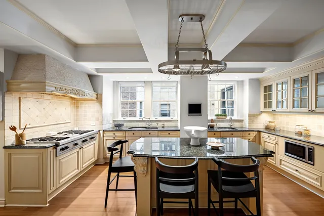 $3,995,000 | 447 East 57th Street, Unit 14 | Sutton Place