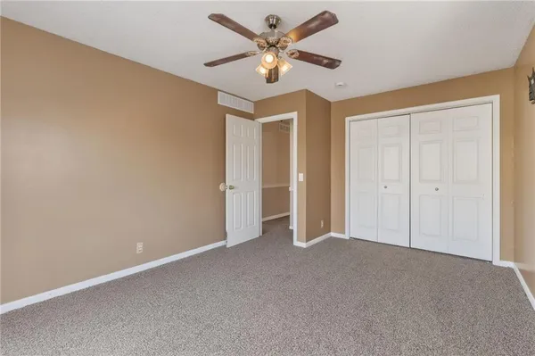 $229,500 | 1525 4th Avenue, St. Joseph, MO 64505
