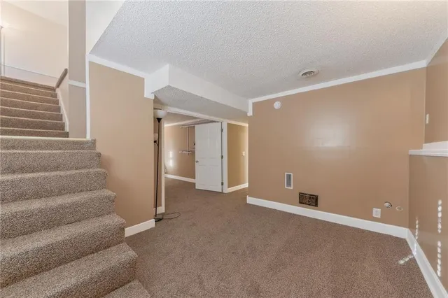 $249,900 | 1525 4th Avenue, St. Joseph, MO 64505