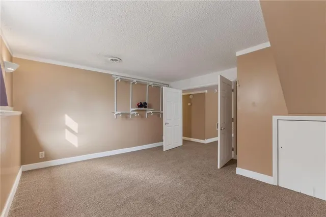 $249,900 | 1525 4th Avenue, St. Joseph, MO 64505