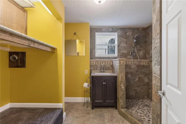 $249,900 | 1525 4th Avenue, St. Joseph, MO 64505