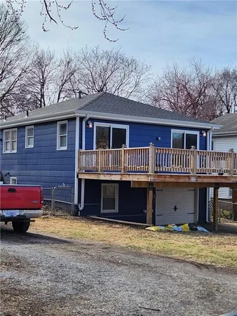 $229,500 | 1525 4th Avenue, St. Joseph, MO 64505