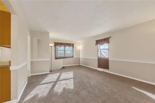 $249,900 | 1525 4th Avenue, St. Joseph, MO 64505