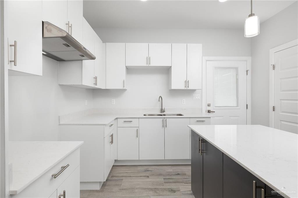 1720 Clinton Street Harlingen, TX 78550 - Photo 5 of 20