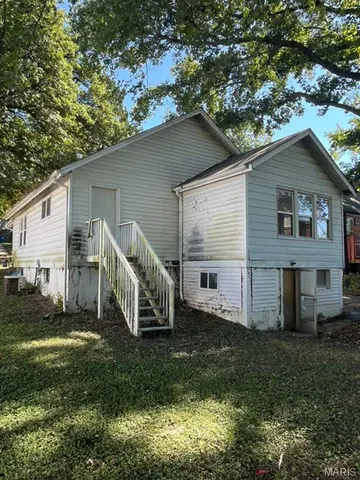 $68,950 | 141 South Barat Avenue, St. Louis, MO 63135