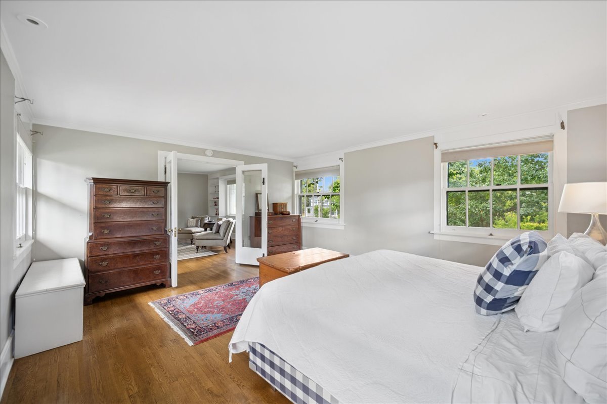 100 Old Green Bay Road Winnetka, IL 60093 - Photo 32 of 60 a bedroom with a bed and a window