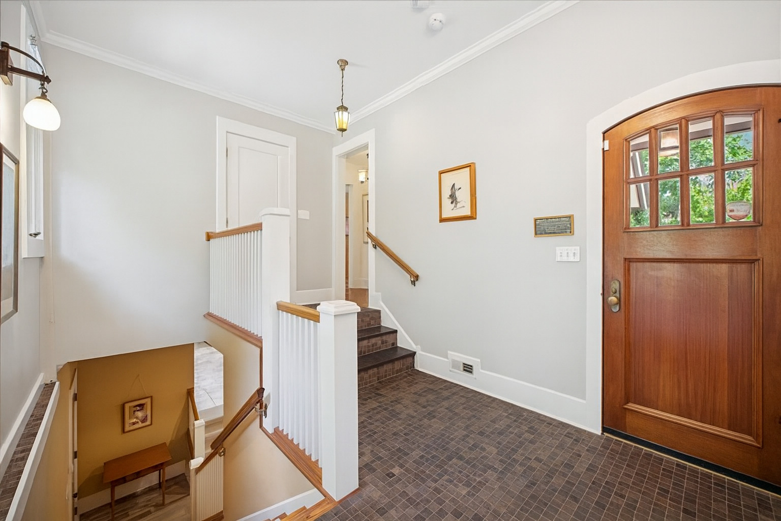 100 Old Green Bay Road Winnetka, IL 60093 - Photo 43 of 60 a view of a livingroom with furniture and stairs