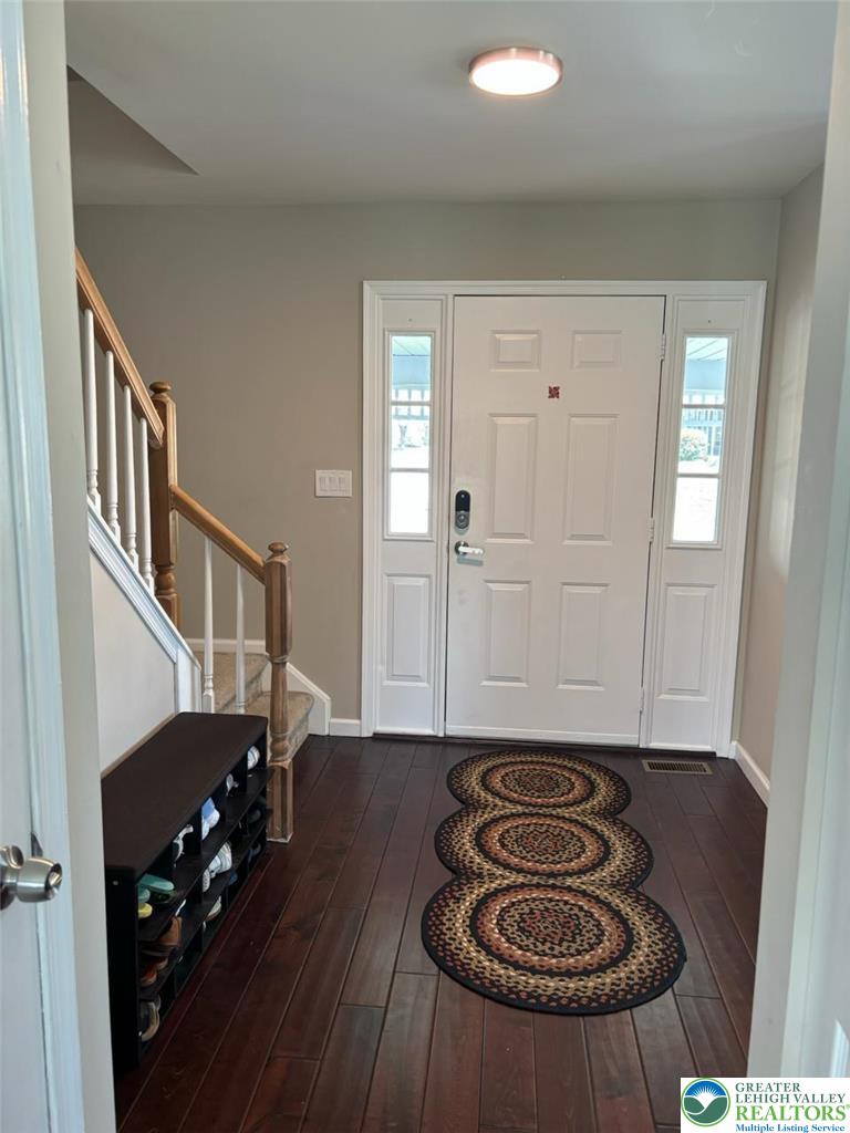 3406 South Ruch Street Whitehall, PA 18052 - Photo 11 of 35