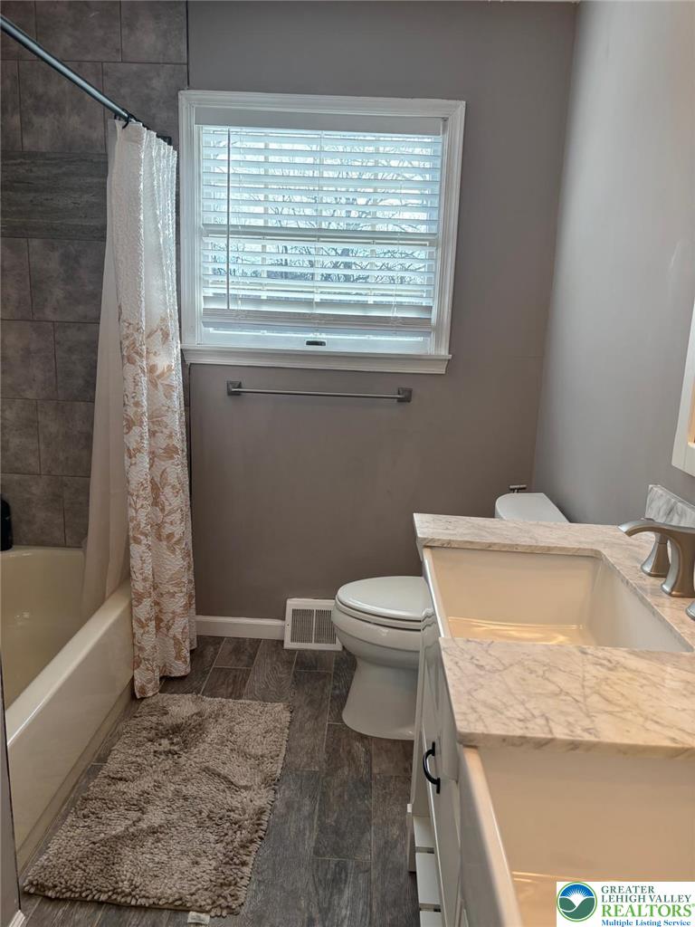 3406 South Ruch Street Whitehall, PA 18052 - Photo 30 of 35