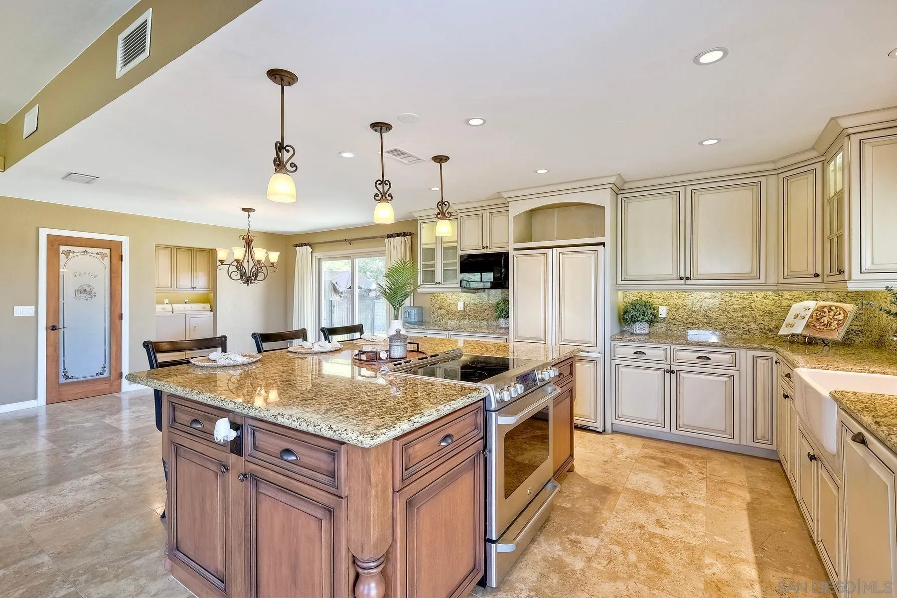 1070 El Paseo Vista, CA 92084 - Photo 1 of 34