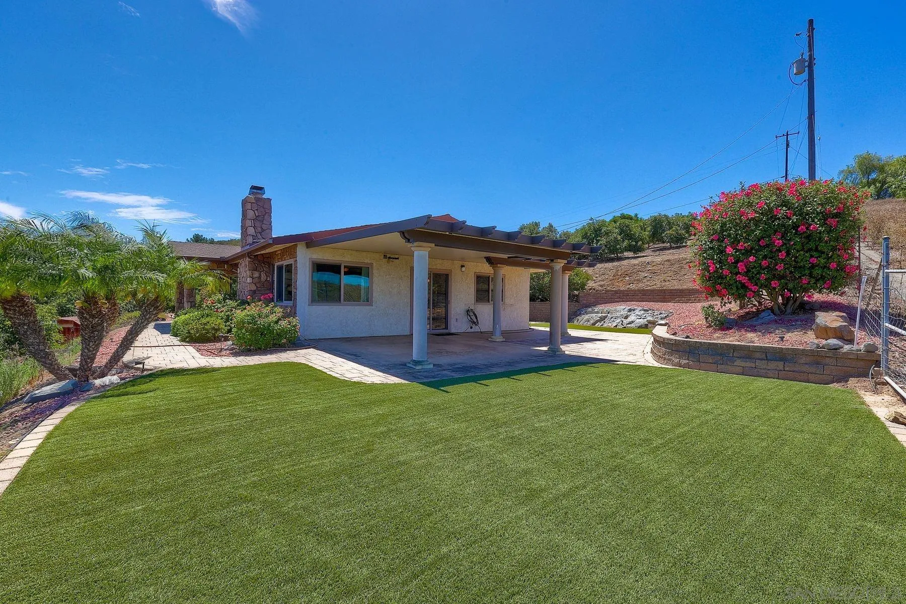 1070 El Paseo Vista, CA 92084 - Photo 25 of 34