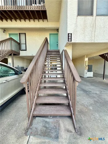 a view of an entryway