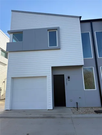 $2,450 | 2000 Riverside Farms Road, Unit 8102, Austin, TX 78741