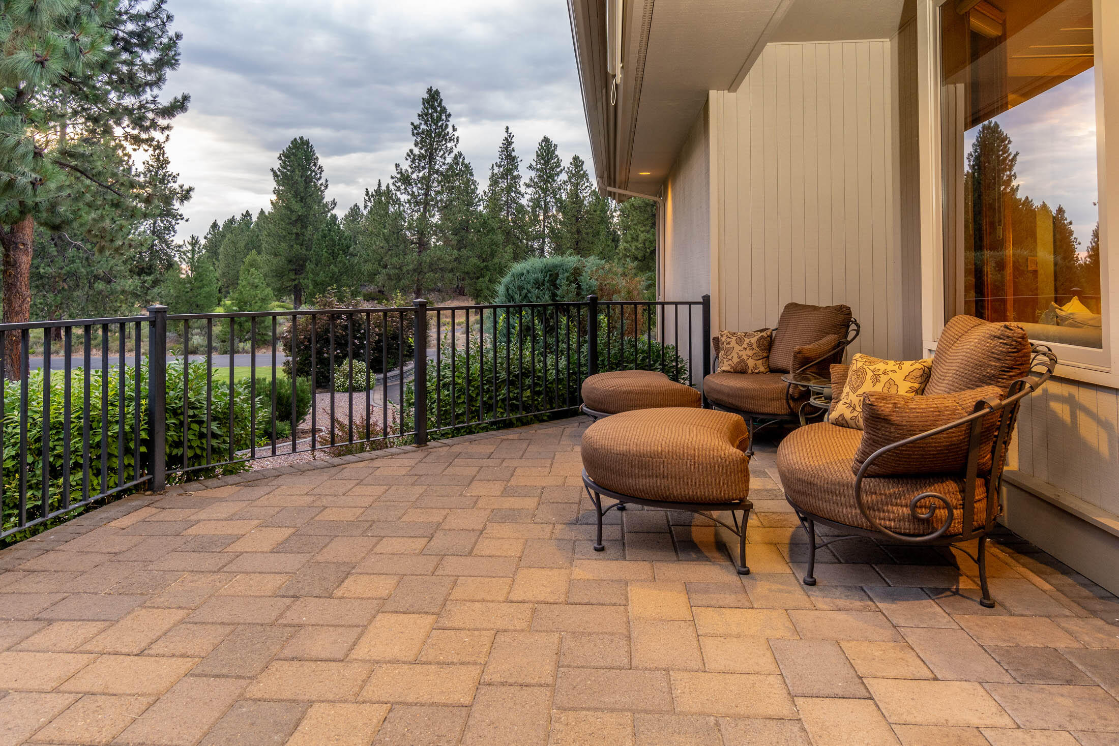 60235 Sunset View Drive Bend, OR 97702 - Photo 23 of 29 60235 Sunset View_0215 copy