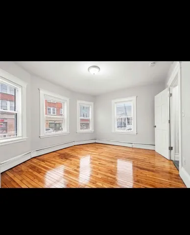 $1,700 | 4 Kingsley Terrace, Unit 11, Lynn, MA 01902