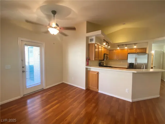 $1,425 | 1513 Lake Placid Terrace, Unit 220, Henderson, NV 89014